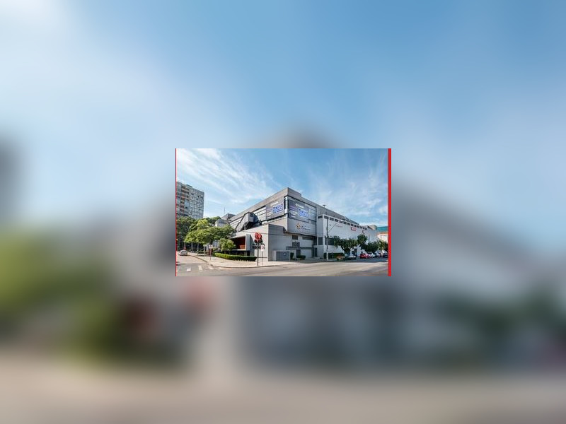 Apartamento à venda Farroupilha com 80m² e 2 quartos por R$ 425.000 - shopping-na-frente.JPG