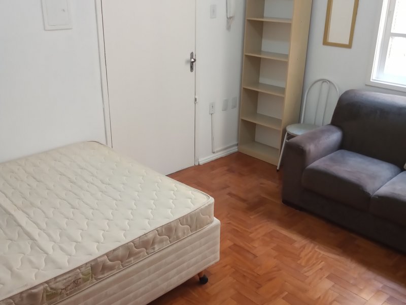 Apartamento à venda Menino Deus com 25m² e 1 quarto por R$ 135.000 - 1042464553-img-20200808-135616471.jpg