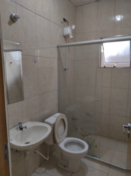 Casa à venda Canhema com 280m² e 5 quartos por R$ 750.000 - 2079333939-24fbe63a-d9b1-46d6-89b0-7c07e18f80c8.jpeg