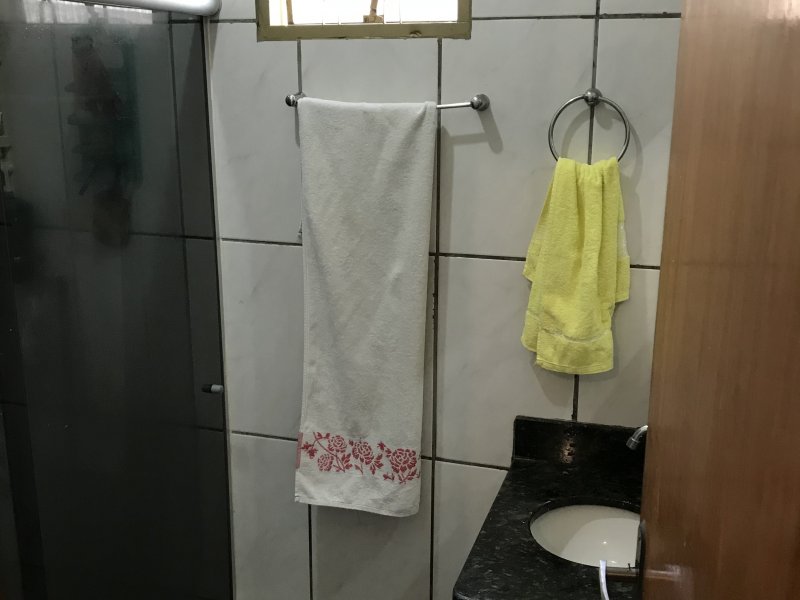 Casa à venda Jardim Canaã com 250m² e 3 quartos por R$ 180.000 - 1990892603-img-1266.jpg