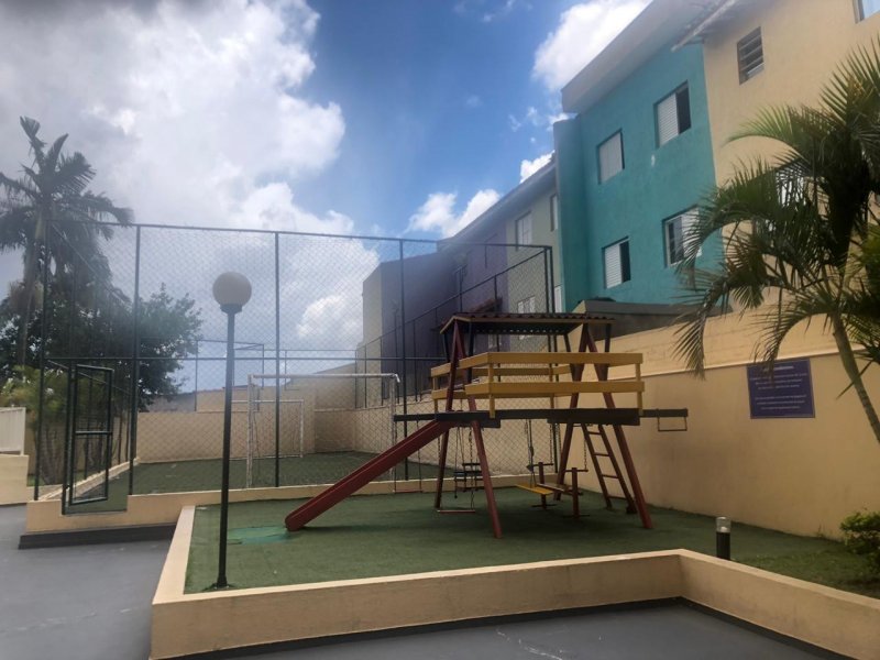 Apartamento à venda Parque Maria Helena com 56m² e 2 quartos por R$ 320.000 - 312597229-parquinho.jpg