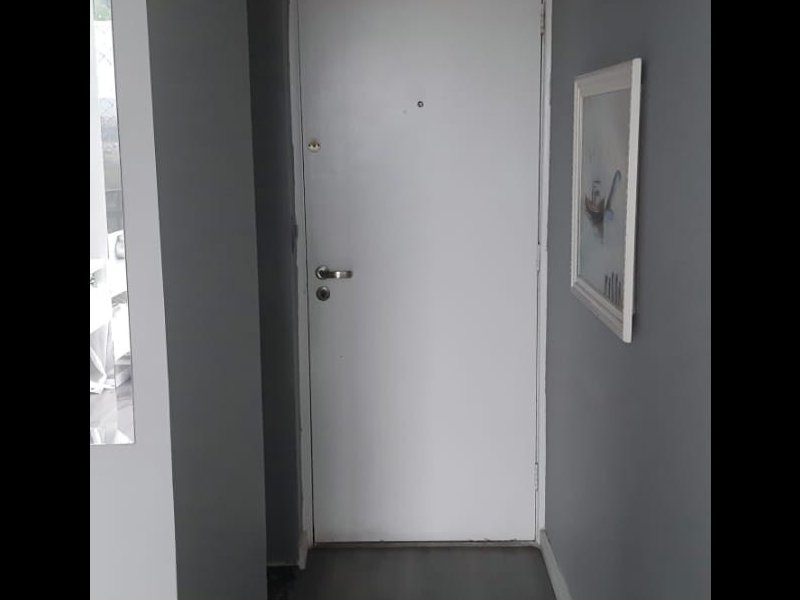 Apartamento à venda Parque Santo Antonio com 43m² e 2 quartos por R$ 300.000 - 636395180-porta-entrada.jpg