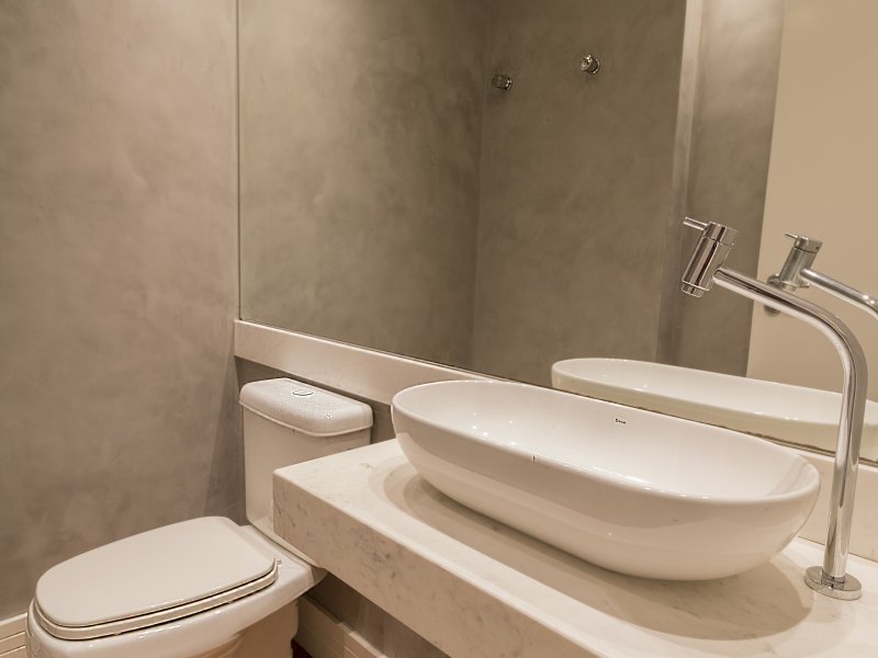 Apartamento à venda Alto da Lapa com 72m² e 2 quartos por R$ 850.000 - 1205957579-24-lavabo.jpg