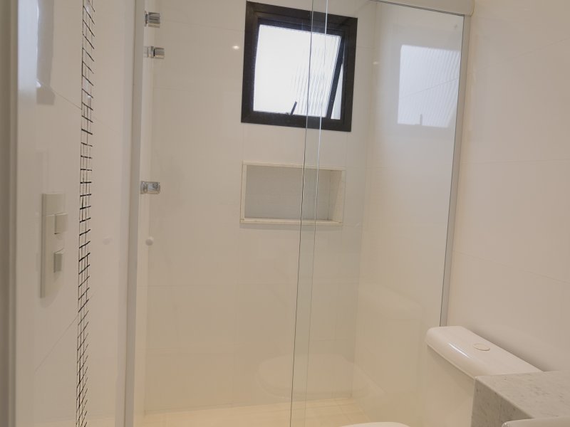 Apartamento à venda Alto da Lapa com 72m² e 2 quartos por R$ 850.000 - 1242783430-21-banho-suite.jpg