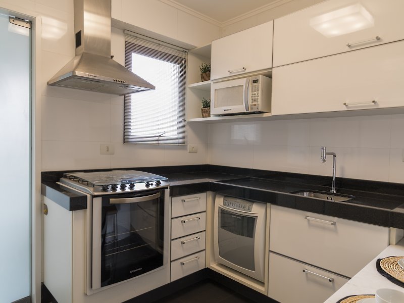Apartamento à venda Alto da Lapa com 72m² e 2 quartos por R$ 850.000 - 1643594497-26-cozinha.jpg