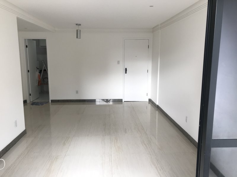 Apartamento à venda Itaigara com 92m² e 3 quartos por R$ 490.000 - 1588940800-33f35612-11ea-4c63-8f61-dd9cd1896819.jpeg