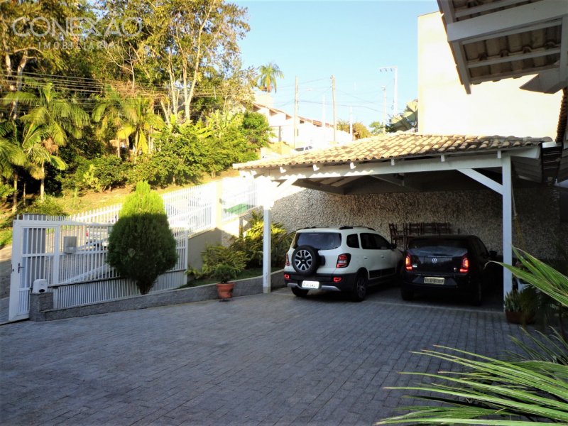 Casa para alugar Água Verde com 152m² e 3 quartos por R$ 520.000 - 946529506-2710591-30445.jpg