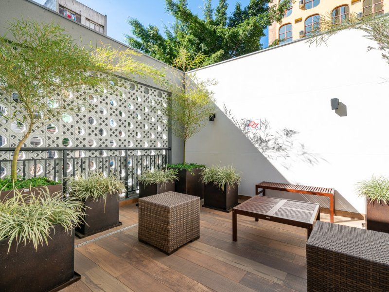 Studio à venda Liberdade com 28m² e 1 quarto por R$ 280.000 - 1771159282-lounge-sacao-de-festas-externo-ra50-is-liberdade-marketing-2020-07-09.jpg