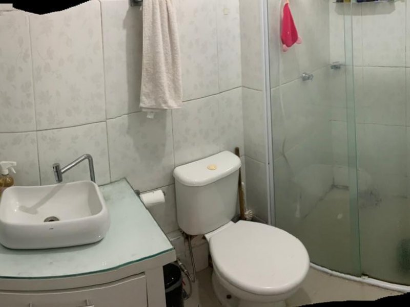 Apartamento à venda Vila Carmosina com 49m² e 2 quartos por R$ 215.000 - 784068755-banheiro3.jpg