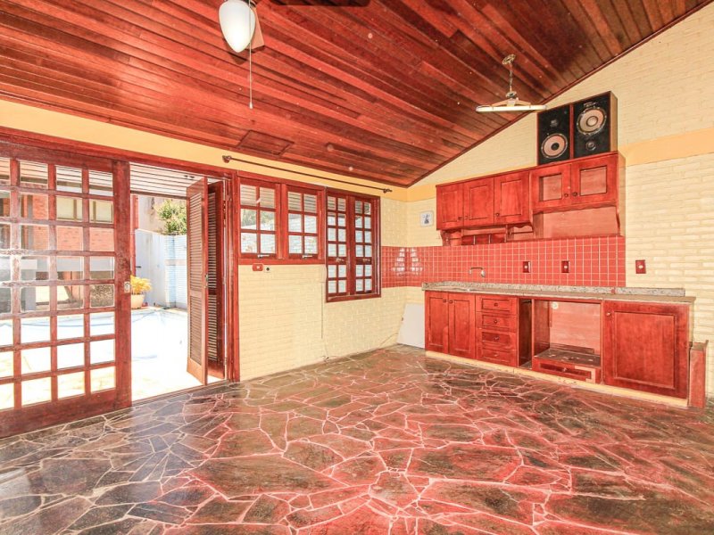 Casa à venda Teresópolis com 434m² e 3 quartos por R$ 1.100.000 - 1138144184-496b9569-79b1-476b-8ecf-e580a2c65a43.JPG