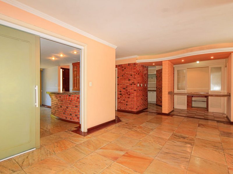 Casa à venda Teresópolis com 434m² e 3 quartos por R$ 1.100.000 - 1364448168-ad38be82-f61c-4fa8-8614-c6fc245b5e58.JPG