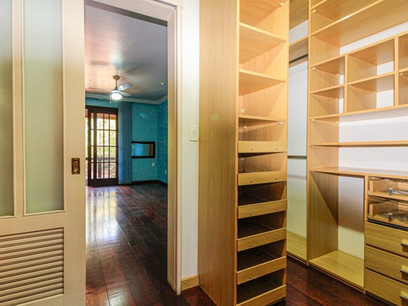 Casa à venda Teresópolis com 434m² e 3 quartos por R$ 1.100.000 - 1642953371-6f476bbe-0aa2-4994-aec7-d5423224e99c.JPG