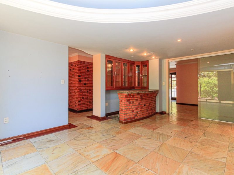 Casa à venda Teresópolis com 434m² e 3 quartos por R$ 1.100.000 - 2103442886-56db32be-9c41-4569-8824-746e2ff605e9.JPG