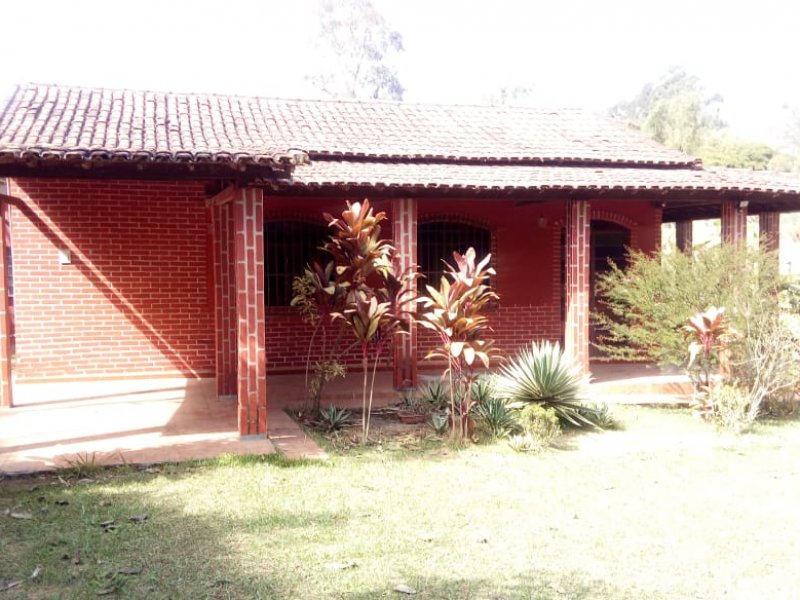 imóvel com 5000m² - Almeidas - Conselheiro Lafaiete