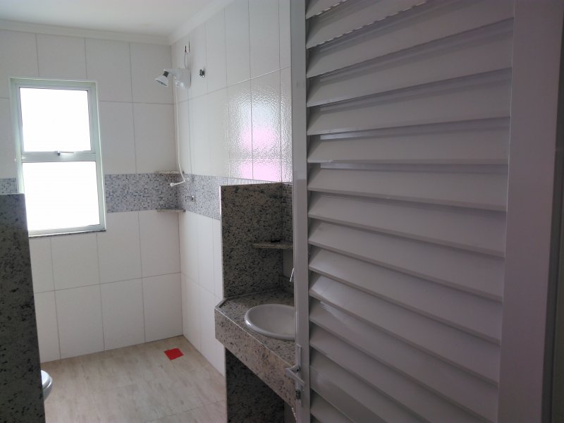 Comercial à venda Colônia Faria com 850m² e  quartos por R$ 1 - 1263763037-img-20190325-142858.jpg