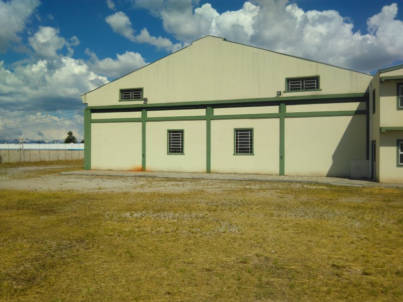 Comercial à venda Colônia Faria com 850m² e  quartos por R$ 1 - 135657728-img-20190325-140544.jpg