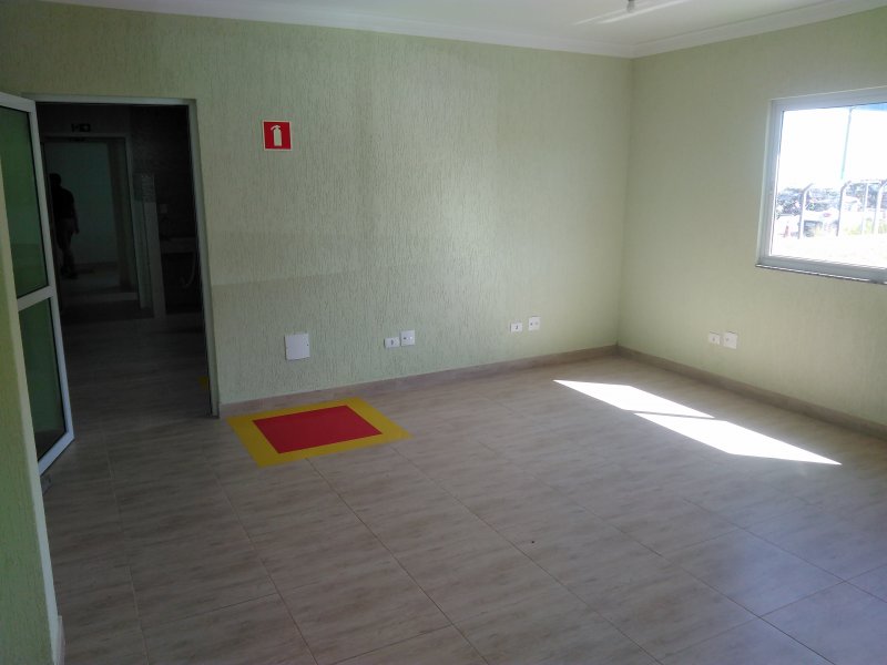 Comercial à venda Colônia Faria com 850m² e  quartos por R$ 1 - 1491436372-img-20190325-142545.jpg