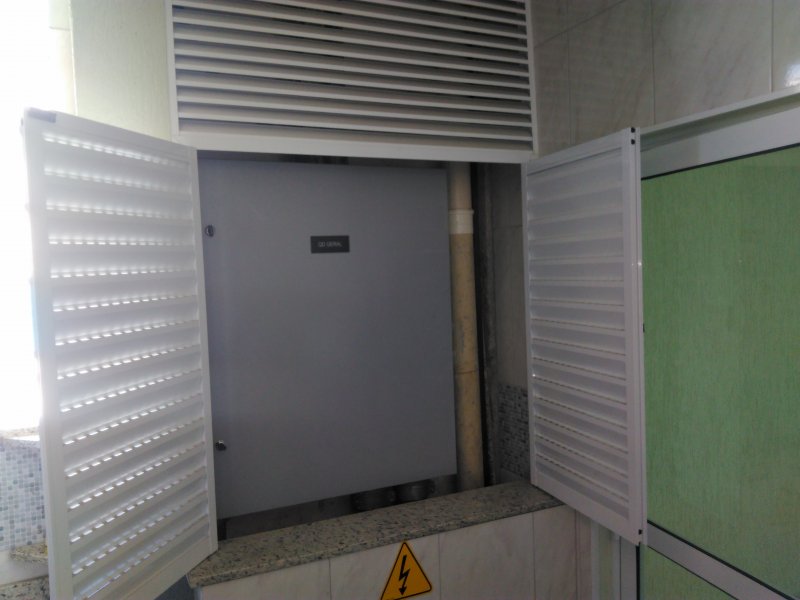 Comercial à venda Colônia Faria com 850m² e  quartos por R$ 1 - 1790486032-img-20190325-143100.jpg