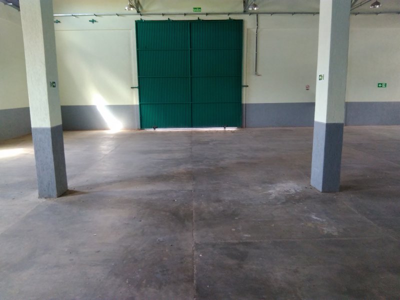 Comercial à venda Colônia Faria com 850m² e  quartos por R$ 1 - 599068266-img-20190325-143229.jpg