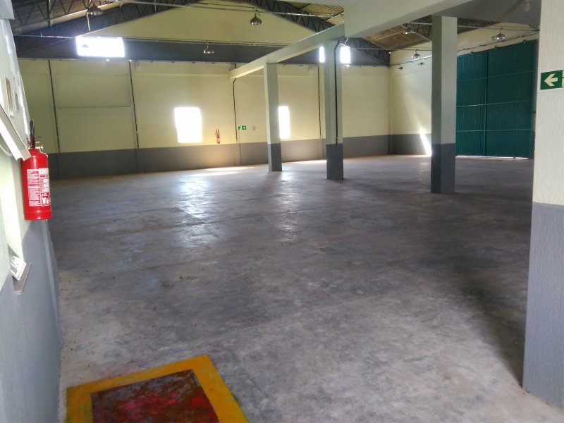 Comercial à venda Colônia Faria com 850m² e  quartos por R$ 1 - 817641328-img-20190325-143201.jpg
