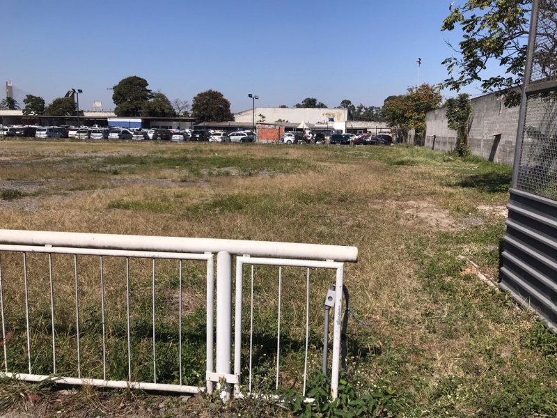 Terreno para alugar Várzea do Palácio com 15000m² e  quartos por R$ 40.000 - 2108445928-1.jpg