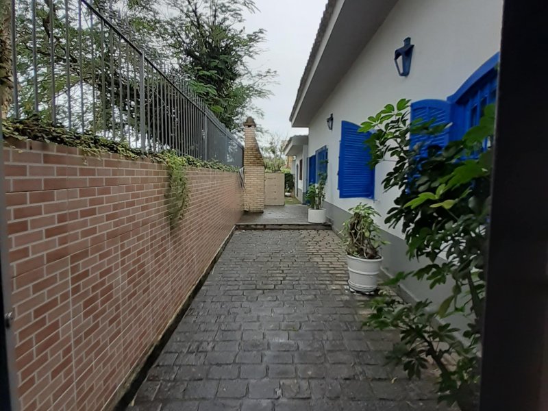 Casa à venda Cibratel I com 328m² e 4 quartos por R$ 500.000 - 590667326-20200731-125609.jpg