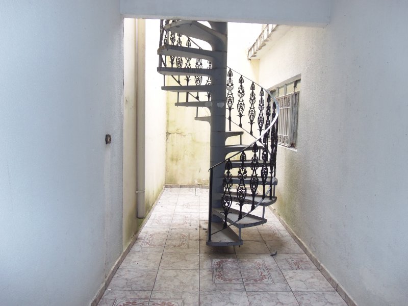 Casa à venda Jardim Panorama (Zona Leste) com 371m² e 3 quartos por R$ 700.000 - 1653327525-15escada-caracol.JPG