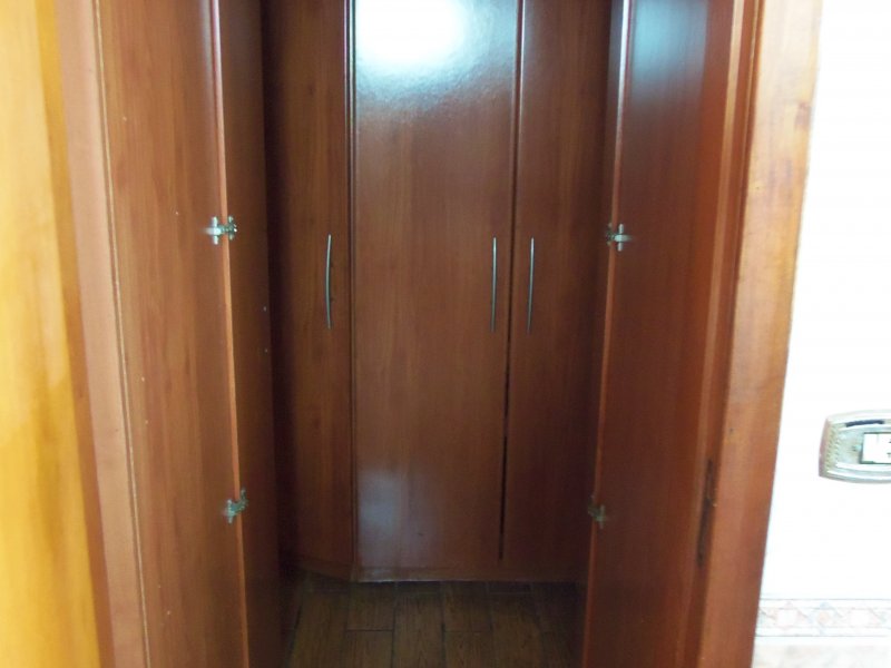 Casa à venda Jardim Panorama (Zona Leste) com 371m² e 3 quartos por R$ 700.000 - 2118199334-5closet.JPG