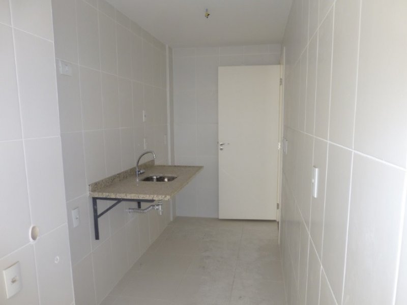 Cobertura à venda Pechincha com 105m² e 2 quartos por R$ 415.000 - 1513672575-cozinha-b.jpg