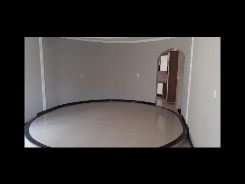 Casa à venda Marambaia com 200m² e 3 quartos por R$ 485.000 - 1426409222-657055664429359.jpg