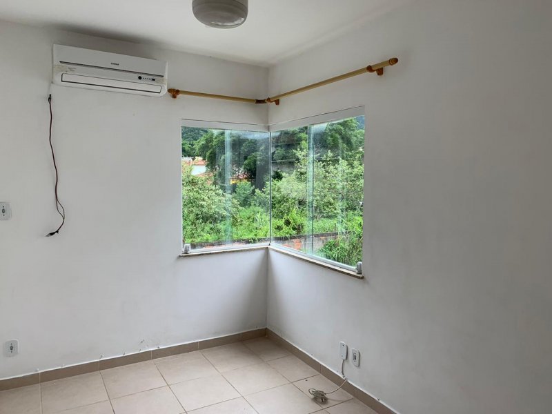 Casa de condomínio à venda Engenho do Mato com 83m² e 3 quartos por R$ 385.000 - 1543185255-img-20200210-wa0013.jpg