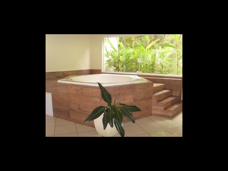 Terreno à venda Jardim Santa Lúcia com 380m² e  quartos por R$ 160.000 - 1653133288-laguna-jacuzzi.jpg