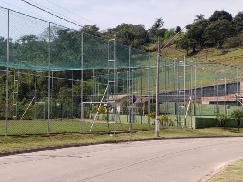 Terreno à venda Jardim Santa Lúcia com 380m² e  quartos por R$ 160.000 - 362940472-laguna-campo-de-futebol.jpg
