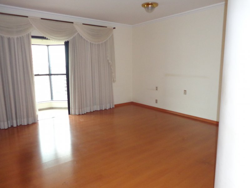 Apartamento à venda Cambuí com 307m² e 5 quartos por R$ 1.850.000 - 1159784817-vista-suite-master.JPG
