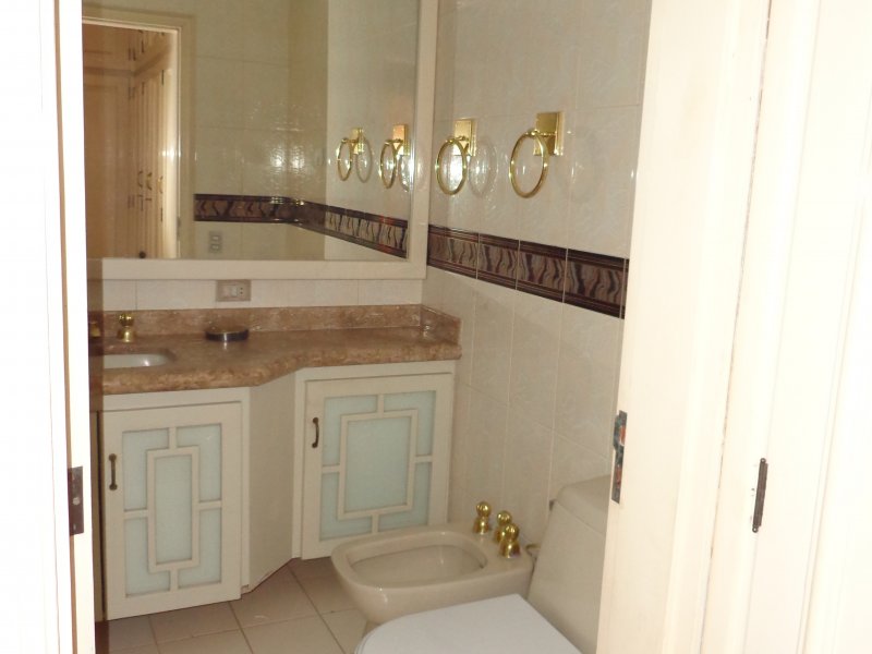 Apartamento à venda Cambuí com 307m² e 5 quartos por R$ 1.850.000 - 932720639-wc-suite-master.JPG