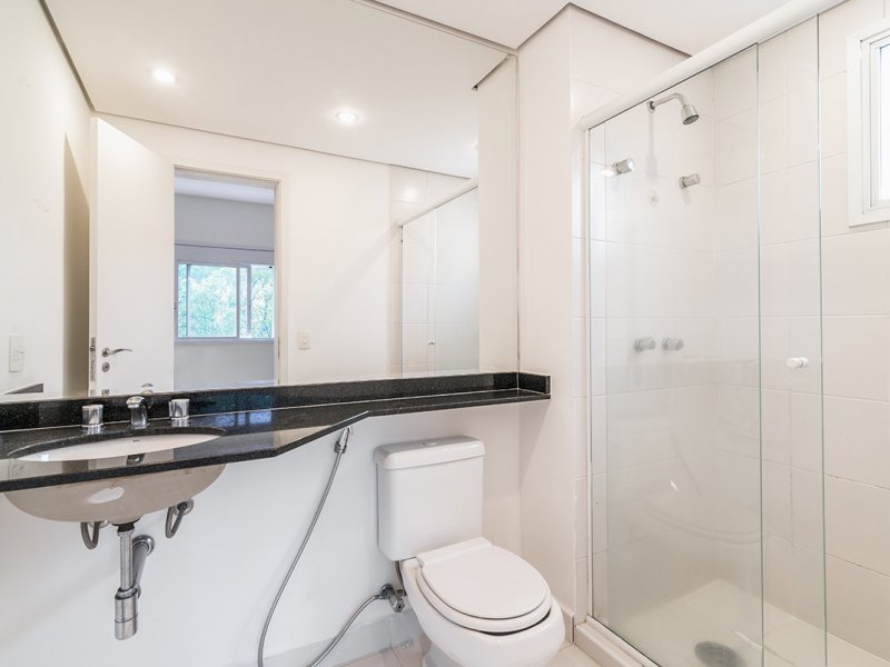Apartamento para alugar Jardim Paulista com 65m² e 2 quartos por R$ 4.200 - 76674967-banheiro.jpg
