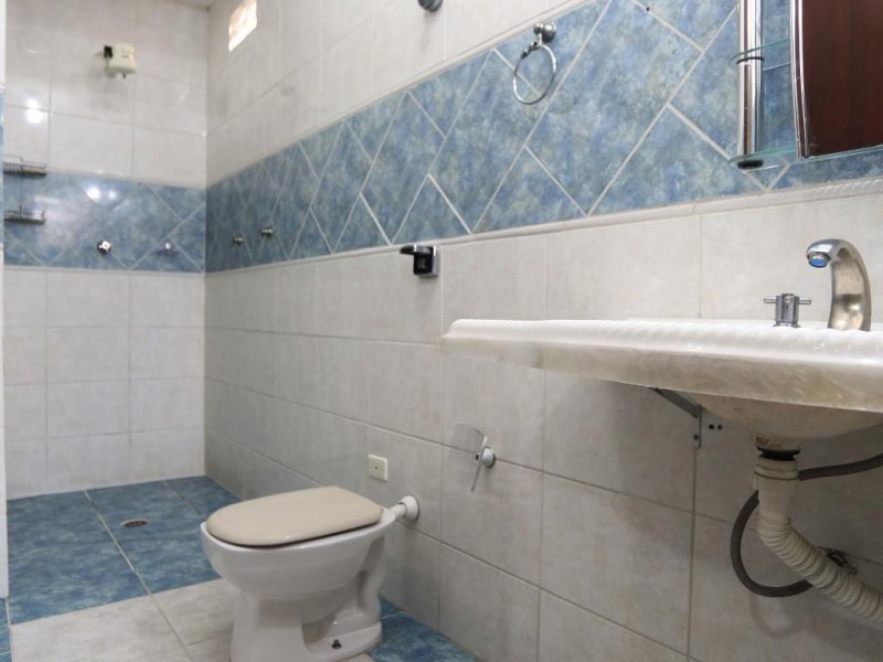 Casa à venda Santo Antônio com 158m² e 3 quartos por R$ 550.000 - 1587994717-16-banheiro-da-suite.jpg