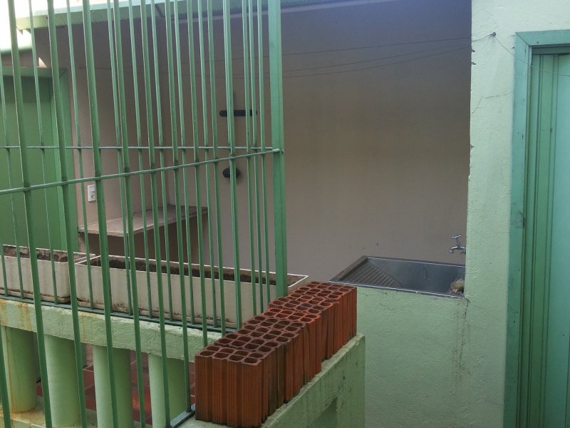 Casa à venda Centro com 180m² e 4 quartos por R$ 832.000 - 251840518-fd3f0d88-50a3-42f4-9b41-e6e4e84b6665.jpeg