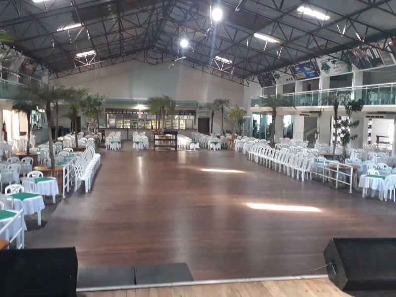 Comercial à venda Centro com 3015m² e  quartos por R$ 6.300.000 - 759023419-img-20180628-wa0057.jpeg
