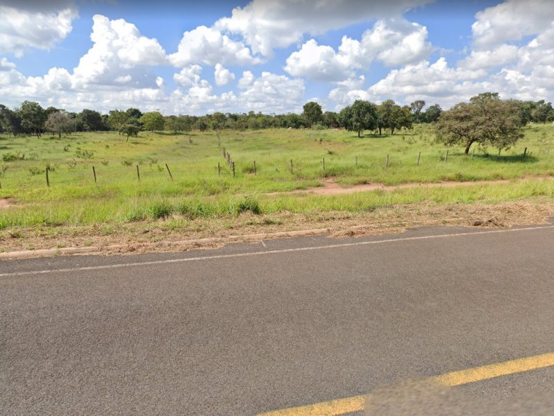 Chácara à venda rural com 210000m² e 1 quarto por R$ 100 - 709012765-chacara.jpg