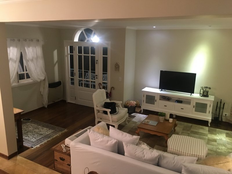 imóvel com 174m² - Vale Encantado - Campos do Jordão