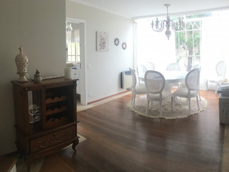 imóvel com 174m² - Vale Encantado - Campos do Jordão