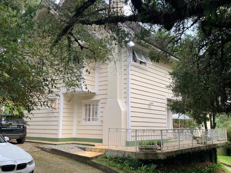 imóvel com 174m² - Vale Encantado - Campos do Jordão