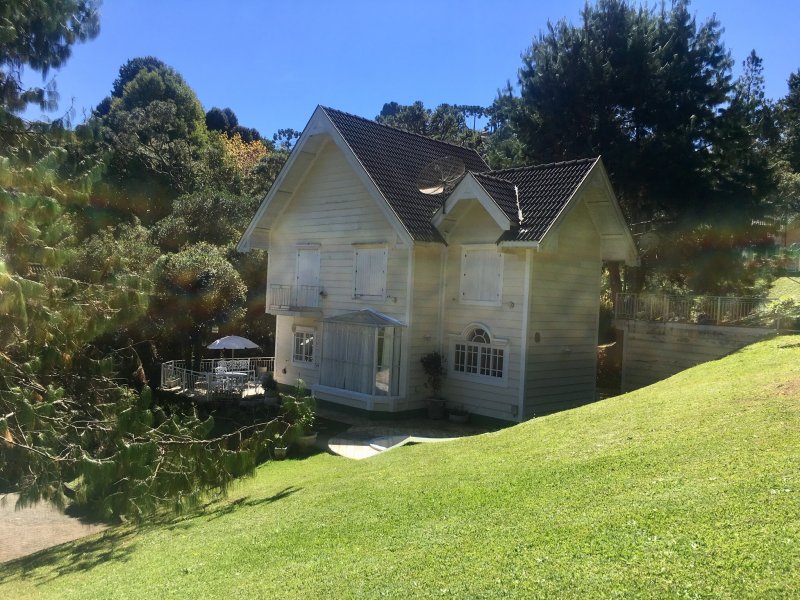 imóvel com 174m² - Vale Encantado - Campos do Jordão