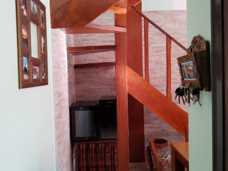 Apartamento à venda Vila Isabel com 120m² e 3 quartos por R$ 680.000 - 2103113857-foto-21-escada-de-baixo-para-cima.jpg