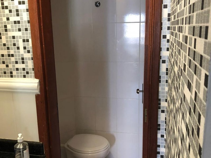 Apartamento à venda Vila Tupi com 84m² e 2 quartos por R$ 440.000 - 1711963915-lavabo-2.jpeg