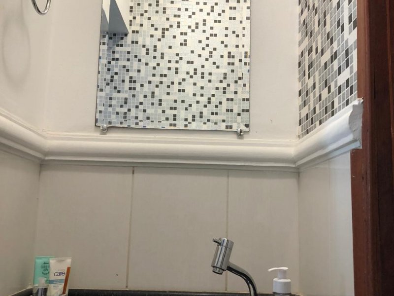 Apartamento à venda Vila Tupi com 84m² e 2 quartos por R$ 440.000 - 582776617-lavabo-1.jpeg