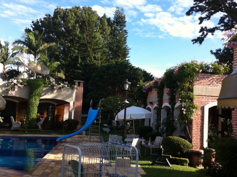 imóvel com 7000m² - Vila Petropolis - Atibaia