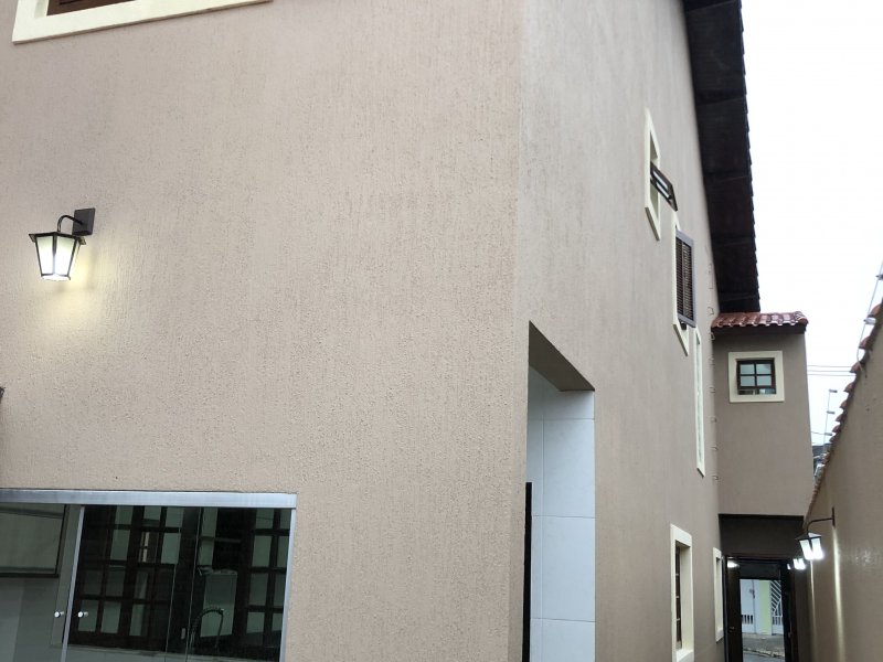 Casa à venda Jardim Bom Clima com 200m² e 3 quartos por R$ 735.000 - 2102655093-externo-1.jpeg