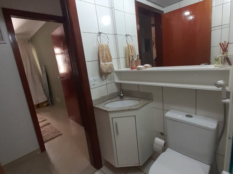 Apartamento à venda Águas Claras Norte com 74m² e 3 quartos por R$ 475.000 - 2084941343-banheiro-social1.jpg
